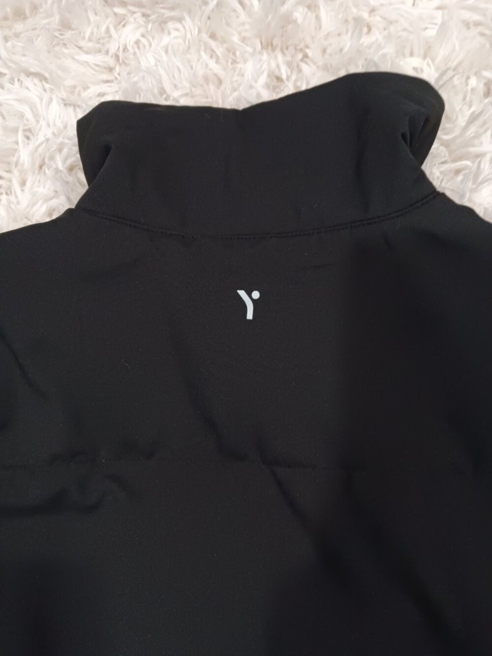 Yogalicious below zero puffer vest / Black / NWT - Picture 2 of 5
